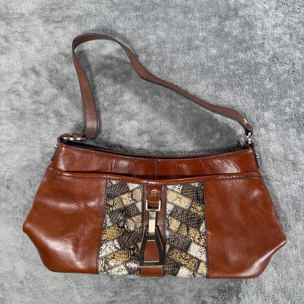 Etienne Aigner Brown Leather Shoulder Bag A Horseshoe Front Clasp Y2K